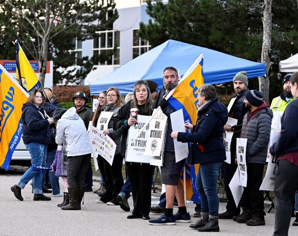 is-canada-post-on-strike-1024x811 Canada Post Workers Initiate Nationwide Overtime Ban Amid Contract Dispute